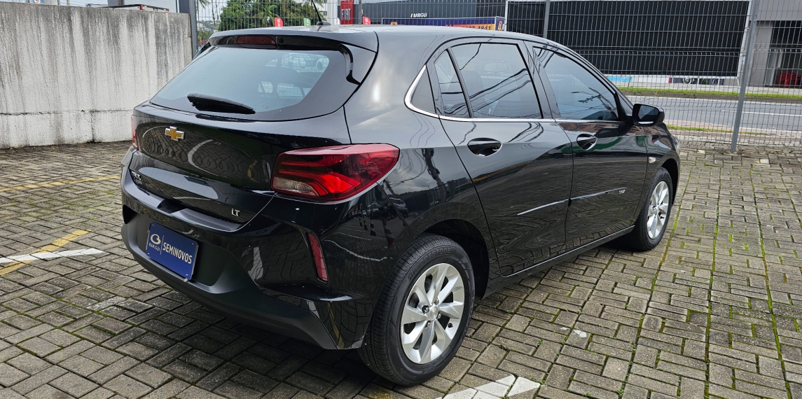 chevrolet onix 1.0 flex lt manual 4p 2023