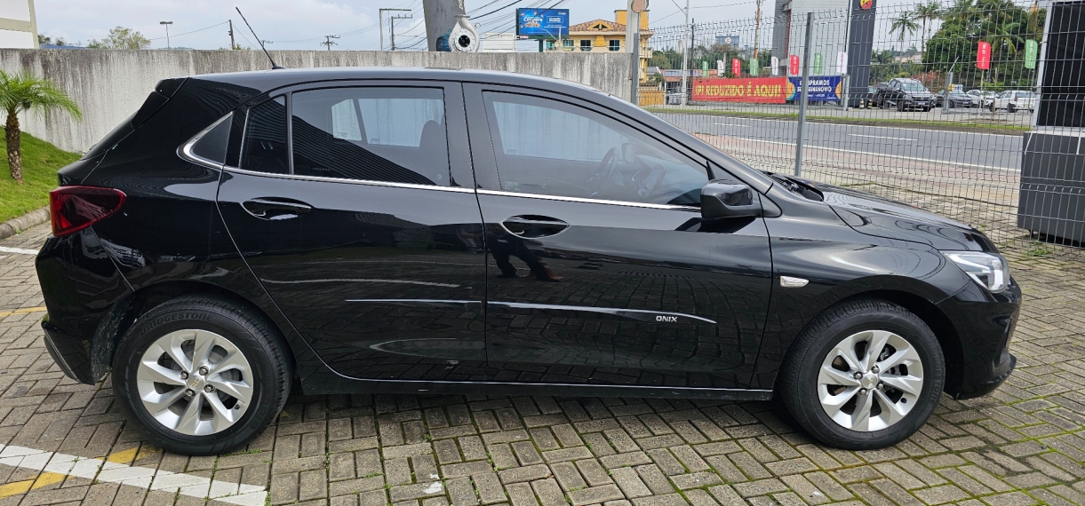 chevrolet onix 1.0 flex lt manual 4p 2023