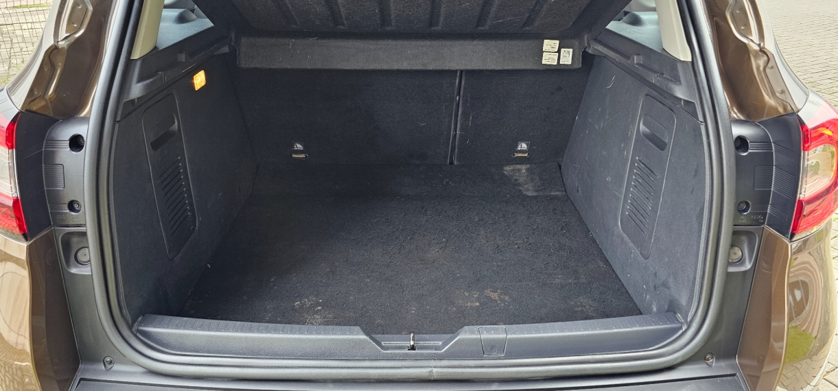renault captur 1.6 16v sce flex intense x-tronic 4p automatico 2018
