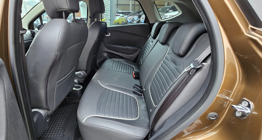 renault captur 1.6 16v sce flex intense x-tronic 4p automatico 2018