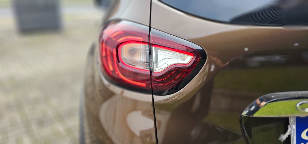 renault captur 1.6 16v sce flex intense x-tronic 4p automatico 2018