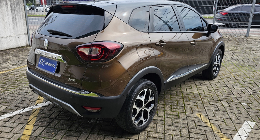 renault captur 1.6 16v sce flex intense x-tronic 4p automatico 2018