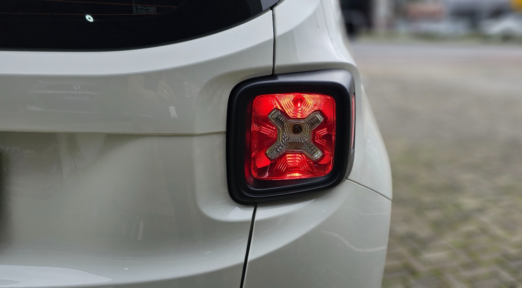 jeep renegade 1.8 16v flex 4p automatico 5p 2021