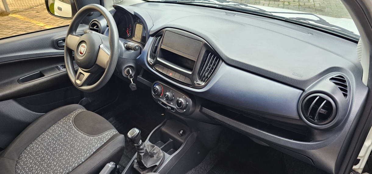 fiat uno 1.0 fire flex attractive manual 4p 2021