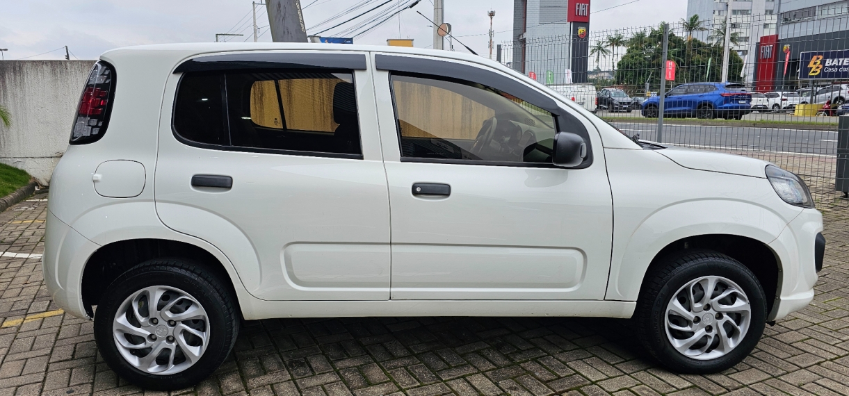 fiat uno 1.0 fire flex attractive manual 4p 2021