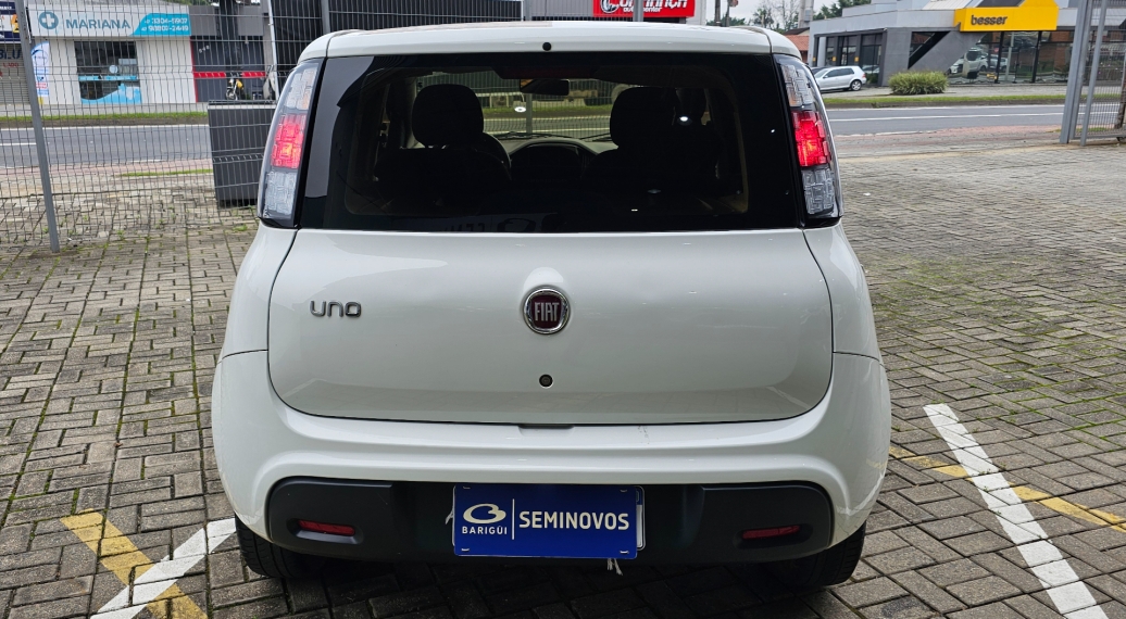 fiat uno 1.0 fire flex attractive manual 4p 2021