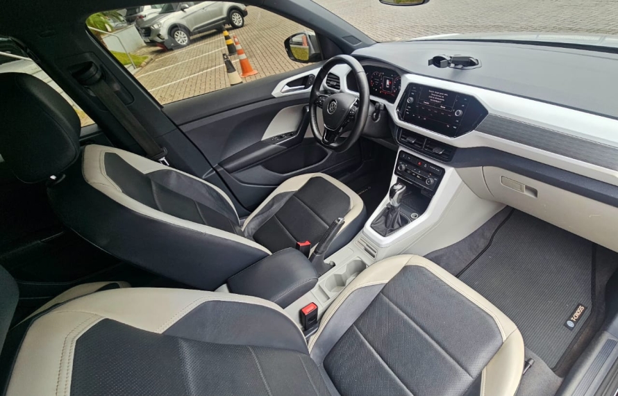 volkswagen t-cross 1.4 250 tsi total flex highline automatico 4p 2020