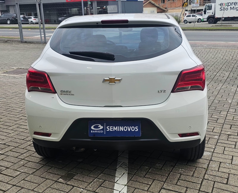 chevrolet onix 1.4 mpfi ltz 8v flex 4p manual 2019