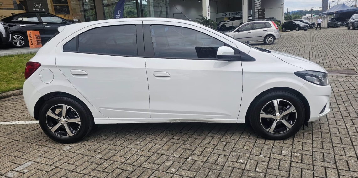 chevrolet onix 1.4 mpfi ltz 8v flex 4p manual 2019