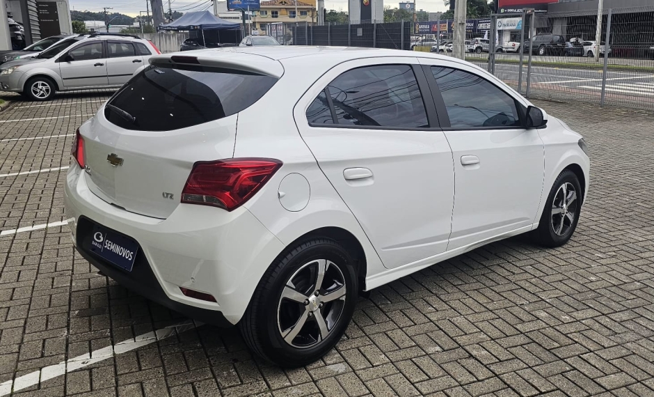 chevrolet onix 1.4 mpfi ltz 8v flex 4p manual 2019