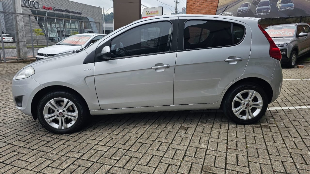 fiat palio 1.6 mpi essence 16v flex 4p automatizado semiautomatico 2013