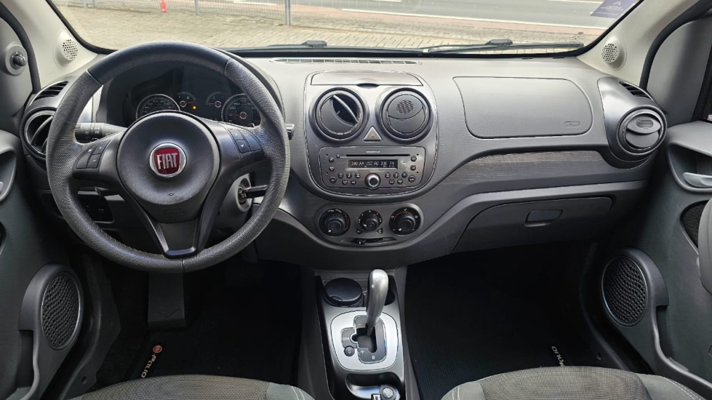 fiat palio 1.6 mpi essence 16v flex 4p automatizado semiautomatico 2013
