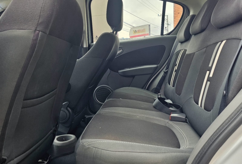 fiat palio 1.6 mpi essence 16v flex 4p automatizado semiautomatico 2013