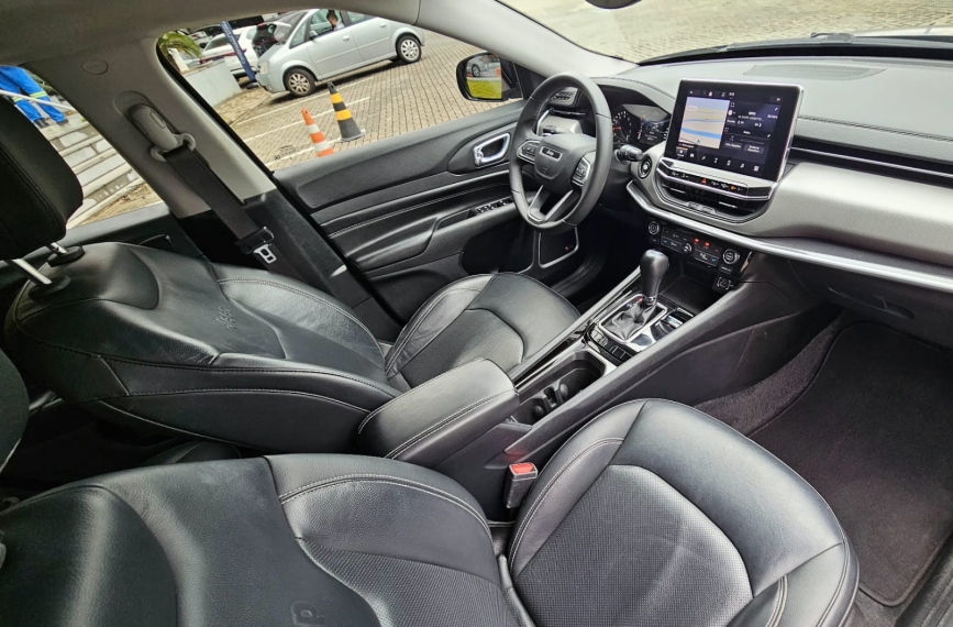 jeep compass 1.3 t270 turbo flex longitude at6 4p automatico 202311