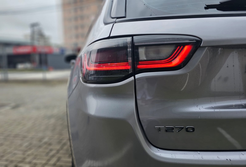 jeep compass 1.3 t270 turbo flex longitude at6 4p automatico 202314