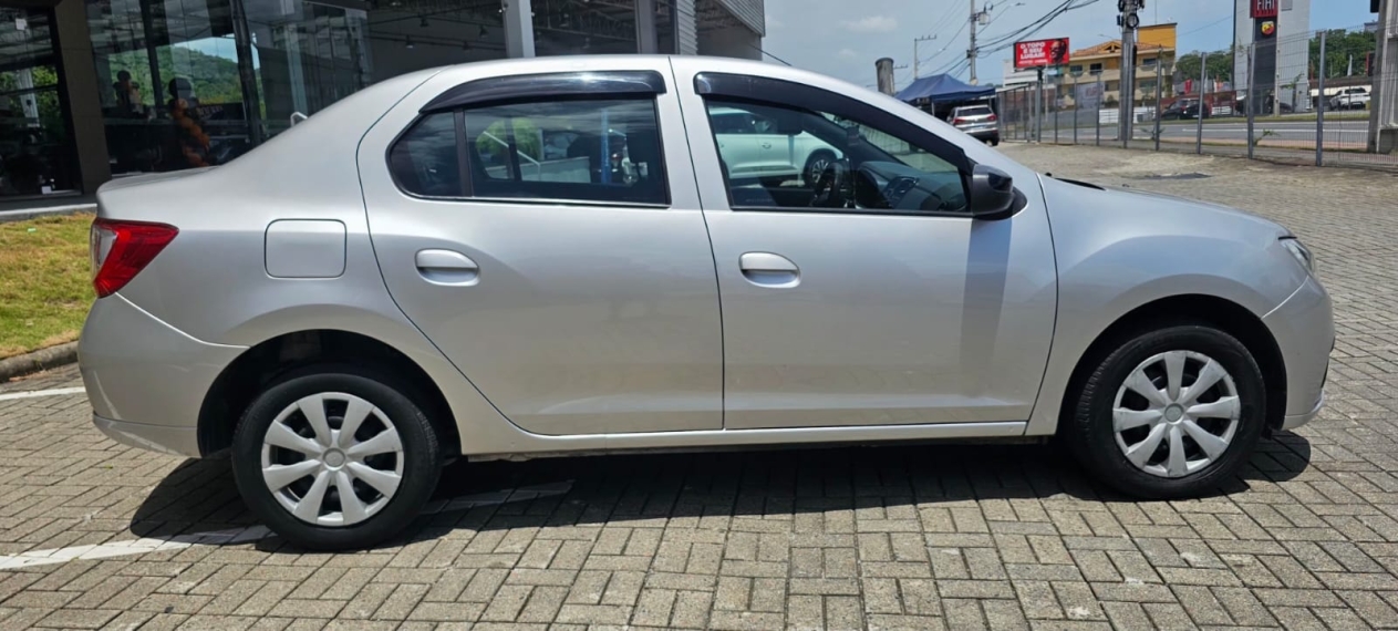 renault logan 1.0 12v sce flex zen manual 4p 20233