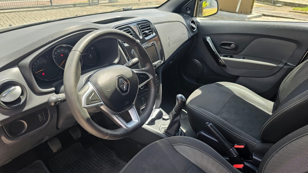 renault logan 1.0 12v sce flex zen manual 4p 202312