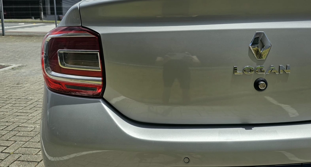 renault logan 1.0 12v sce flex zen manual 4p 202316