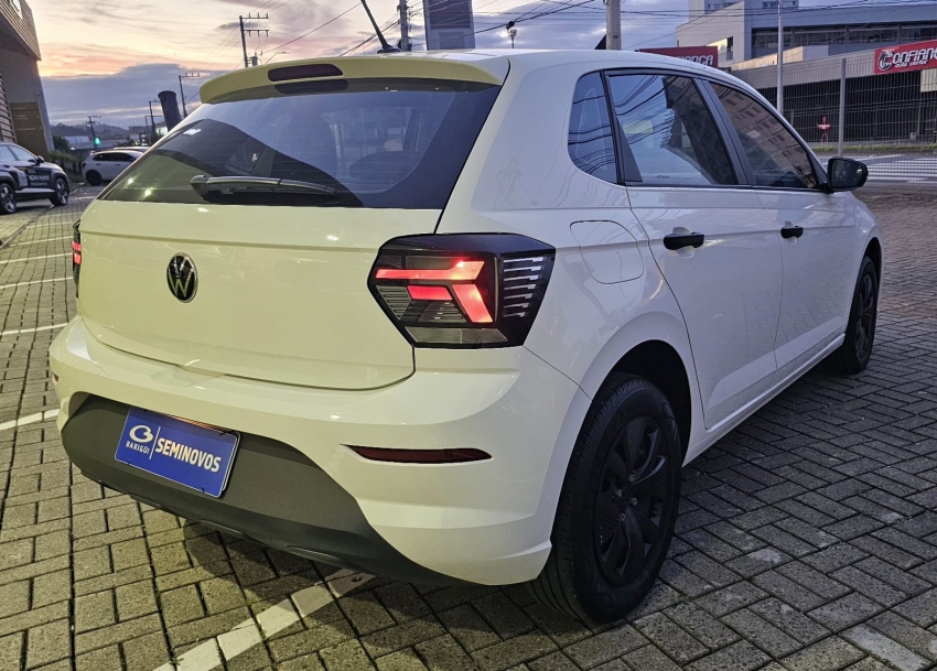 volkswagen polo 1.0 flex manual 20256