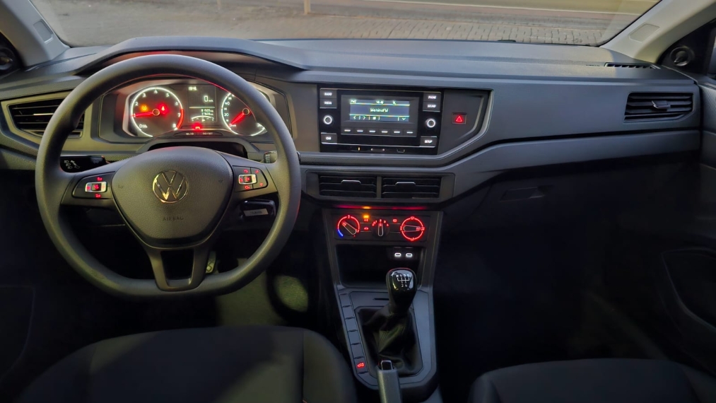 volkswagen polo 1.0 flex manual 20258