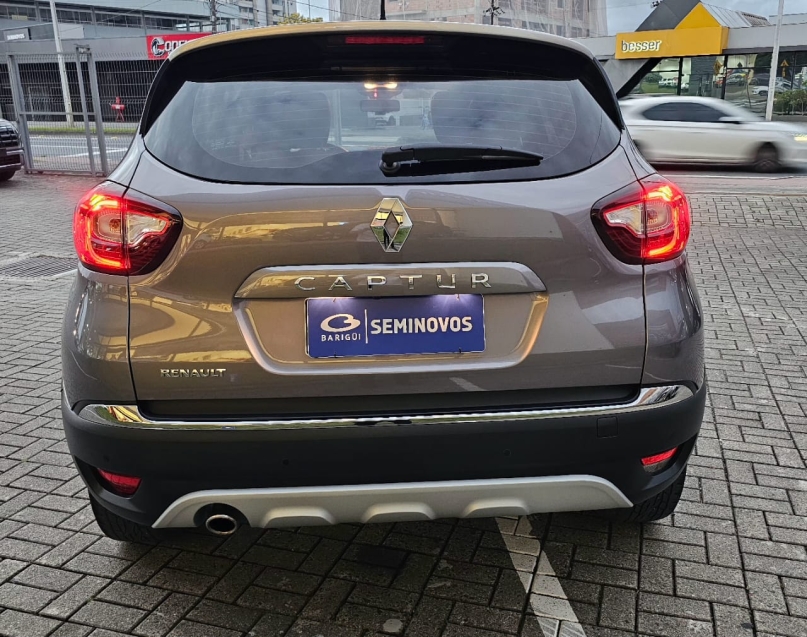 renault captur 1.6 16v sce flex intense x-tronic 4p automatico 2021