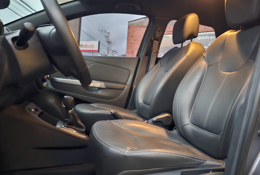 renault captur 1.6 16v sce flex intense x-tronic 4p automatico 2021