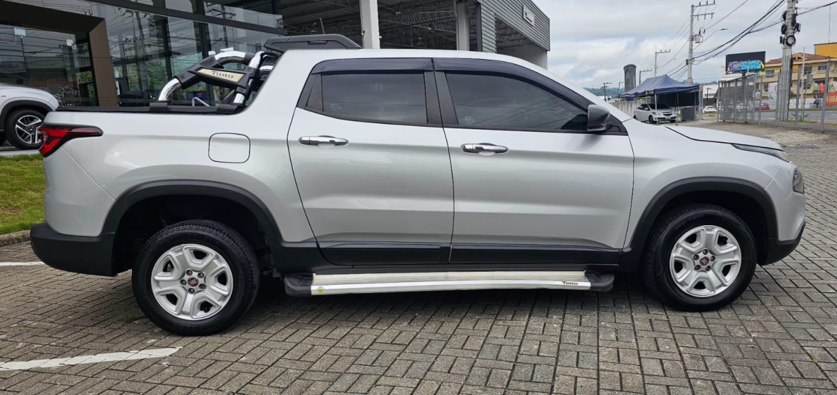 fiat toro 1.8 16v evo flex freedom at6 4p automatico 20183