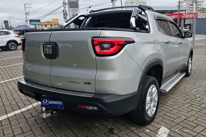 fiat toro 1.8 16v evo flex freedom at6 4p automatico 20184