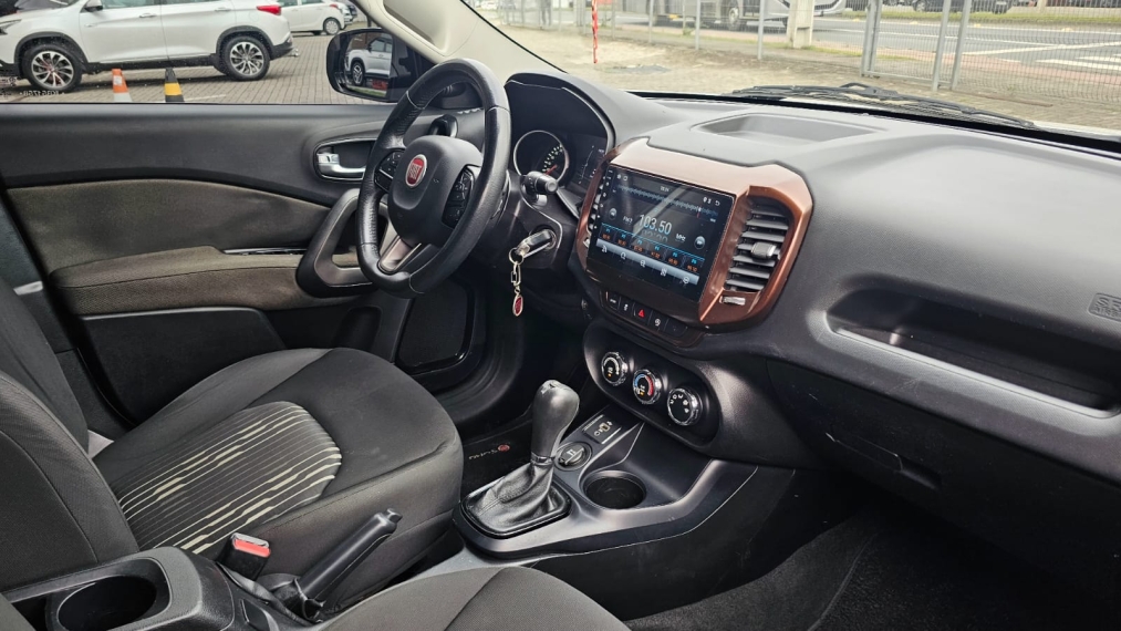 fiat toro 1.8 16v evo flex freedom at6 4p automatico 20189