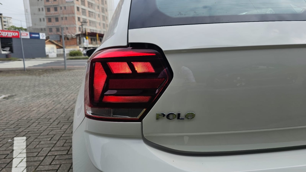 volkswagen polo 1.0 mpi total flex manual 4p 202014