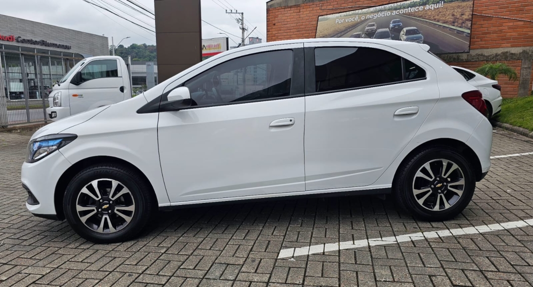 chevrolet onix 1.4 mpfi ltz 8v flex 4p automatico 20157