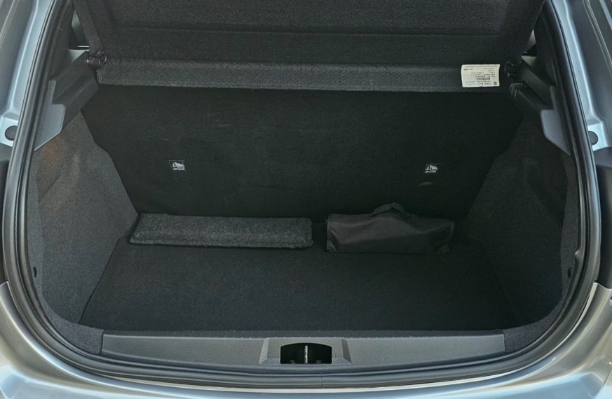 peugeot 208 1.6 16v flex roadtrip at6 4p automatico 202317