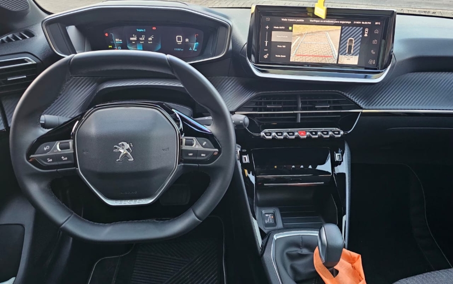 peugeot 208 1.6 16v flex roadtrip at6 4p automatico 202311