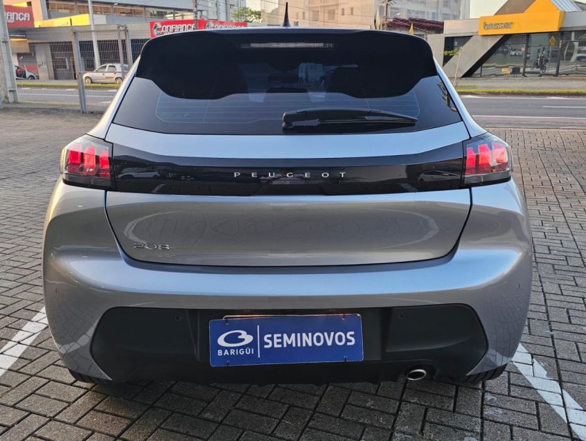 peugeot 208 1.6 16v flex roadtrip at6 4p automatico 20235