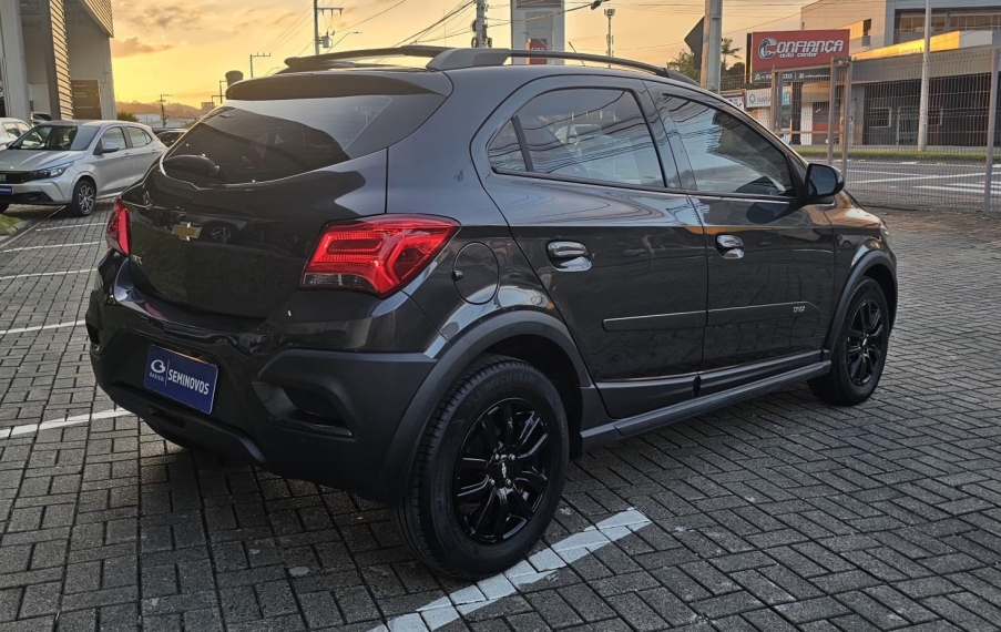 chevrolet onix 1.4 mpfi activ 8v flex 4p automatico 20196
