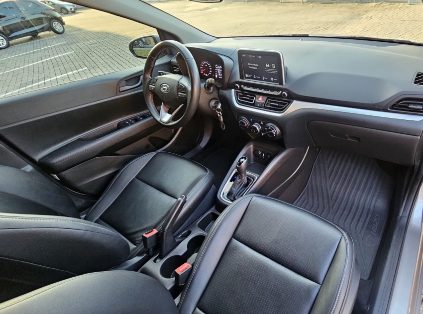 hyundai hb20 1.0 tgdi flex comfort plus automatico 4p 202511
