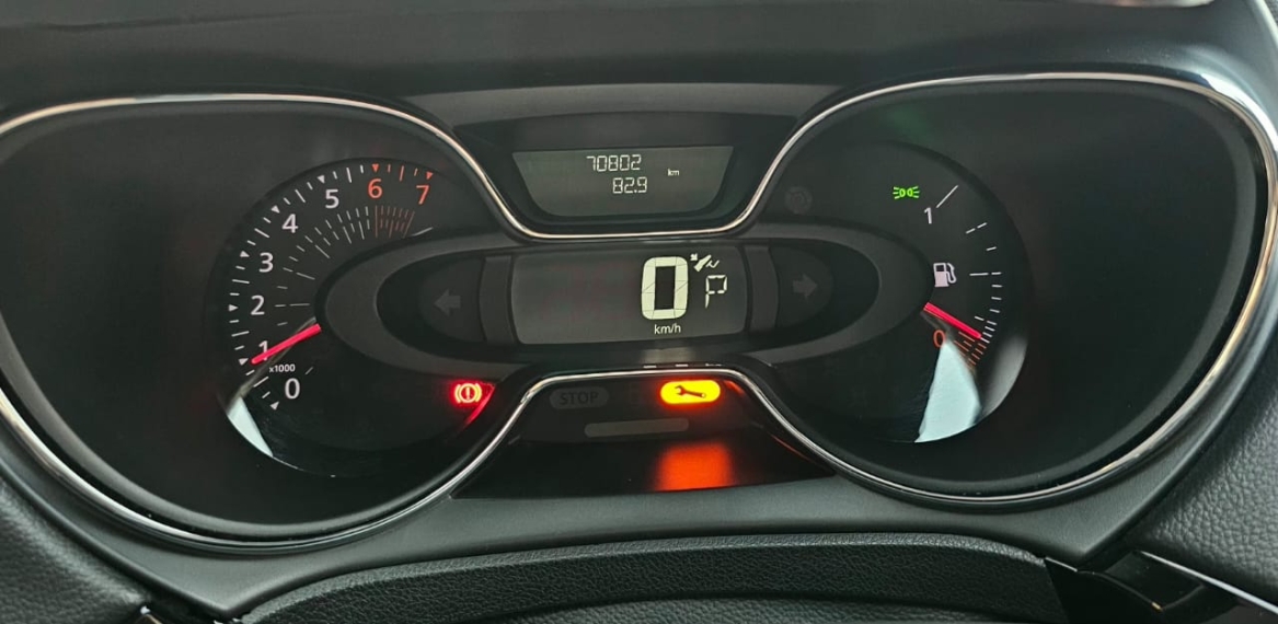 renault captur 1.3 tce flex intense x-tronic 4p automatico 202211