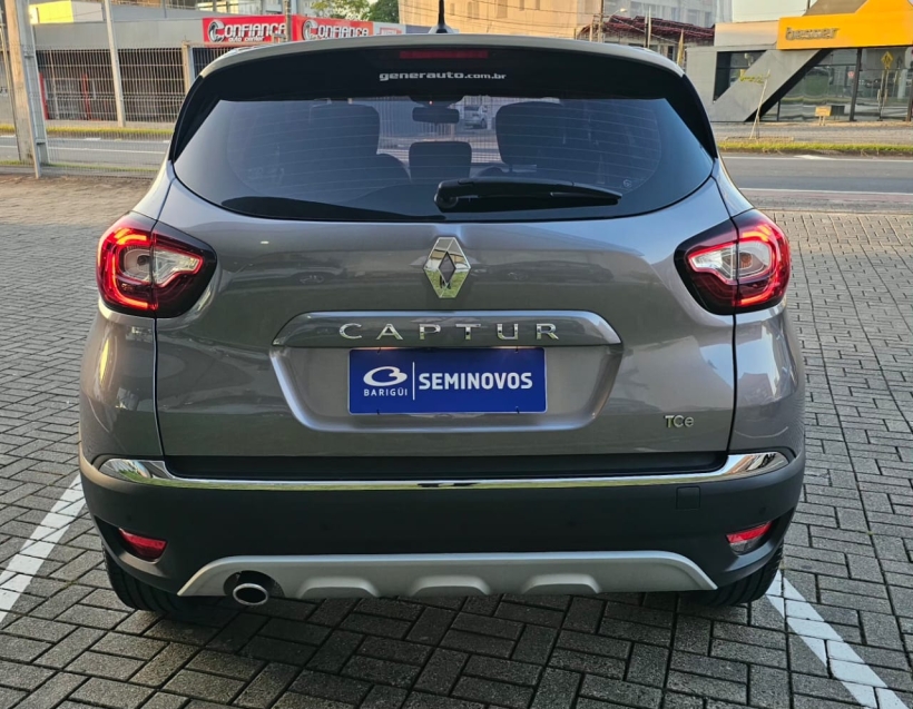 renault captur 1.3 tce flex intense x-tronic 4p automatico 20225
