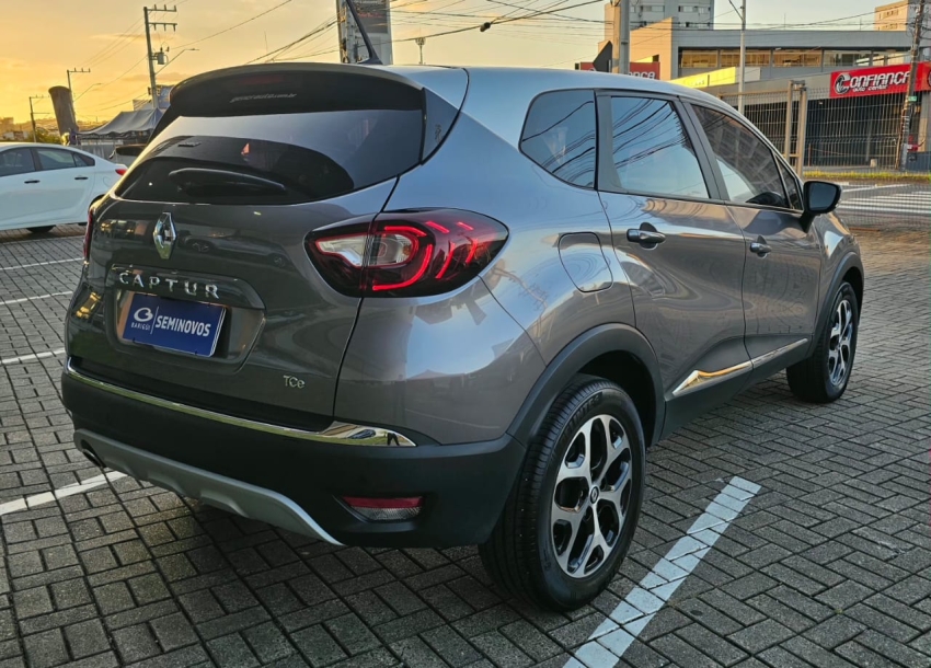 renault captur 1.3 tce flex intense x-tronic 4p automatico 20224