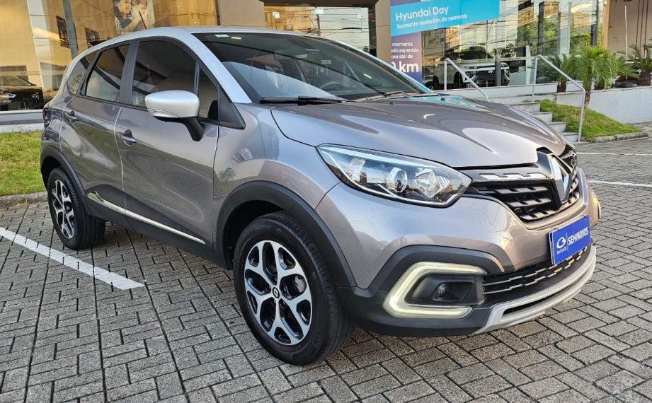 renault captur 1.3 tce flex intense x-tronic 4p automatico 20222