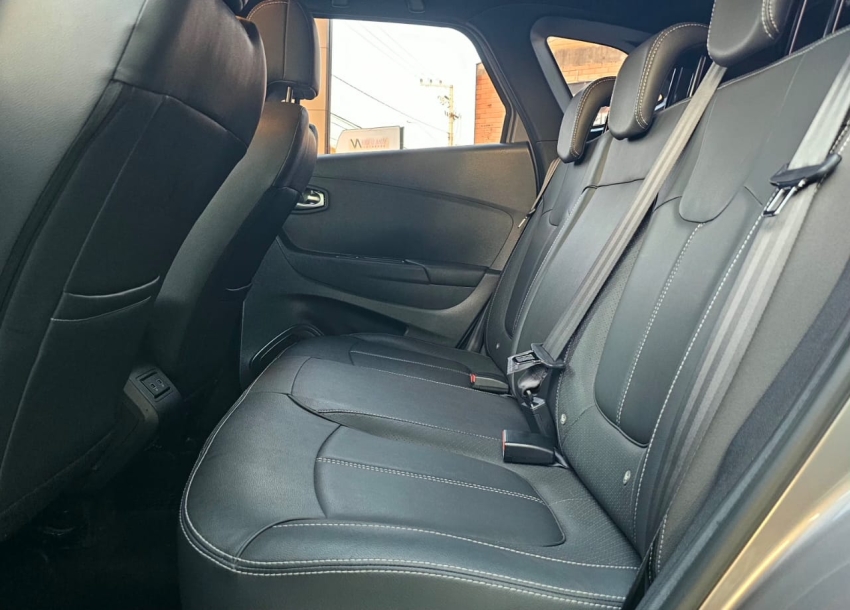 renault captur 1.3 tce flex intense x-tronic 4p automatico 202216