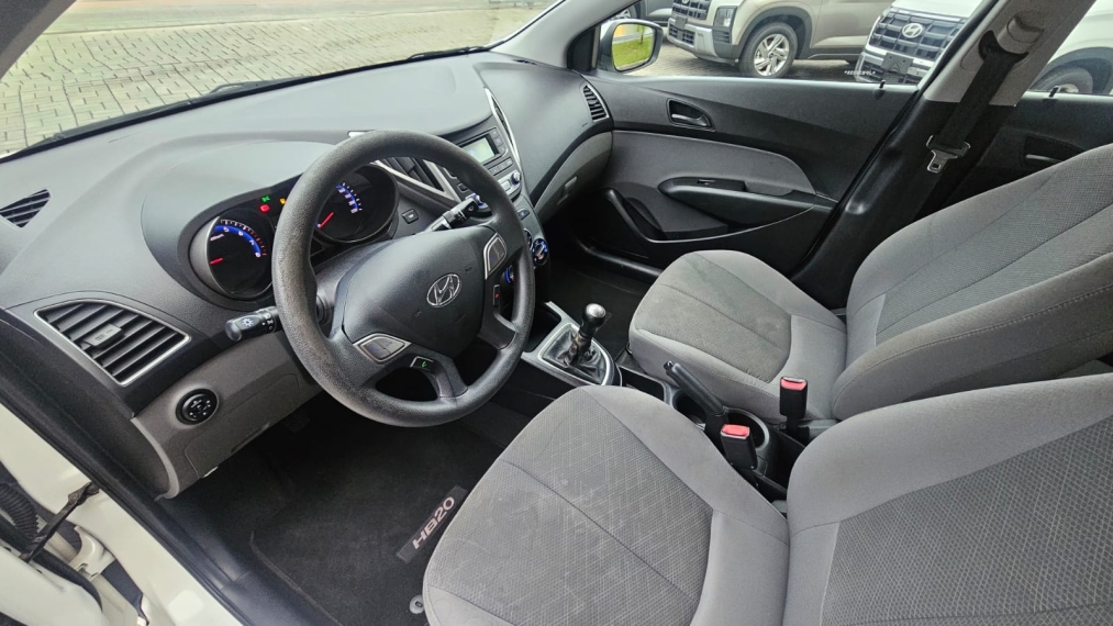 hyundai hb20s 1.0 comfort plus 12v flex 4p manual 201810