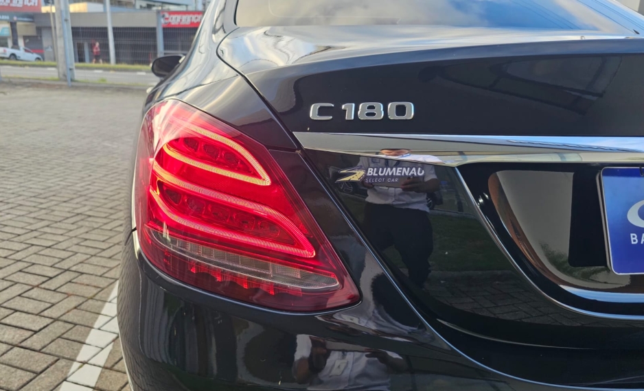 mercedes-benz c 180 1.6 cgi flex avantgarde 9g-tronic gasolina 4p automatico 201817