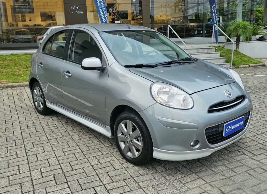 nissan march 1.6 sr 16v flex 4p manual 20142