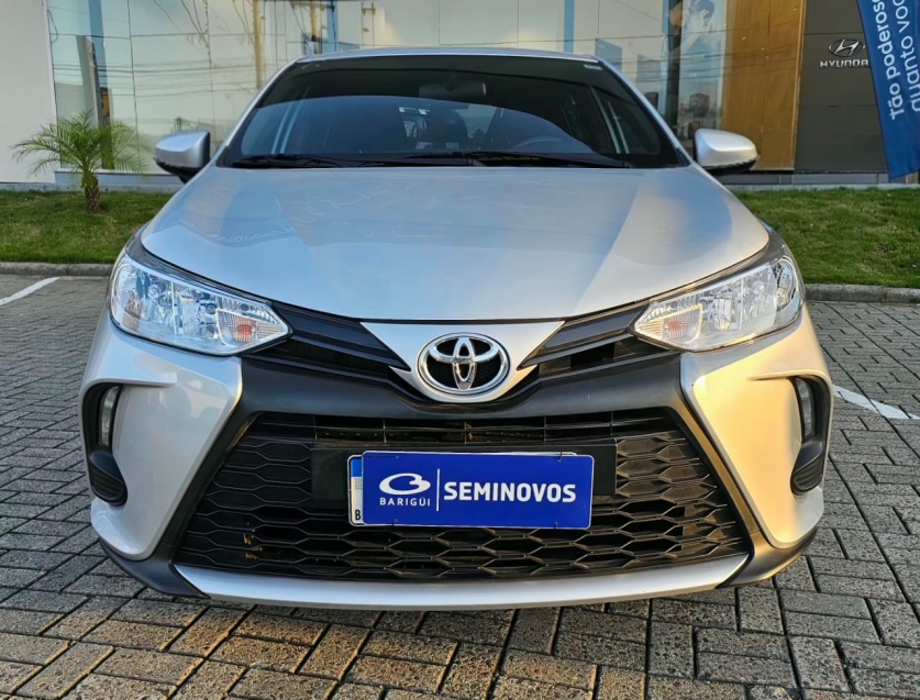 toyota yaris 1.5 16v flex xl multidrive 4p automatico 20251