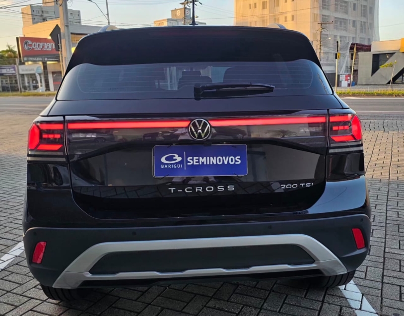 volkswagen t-cross 1.0 200 tsi total flex automatico 4p 20255