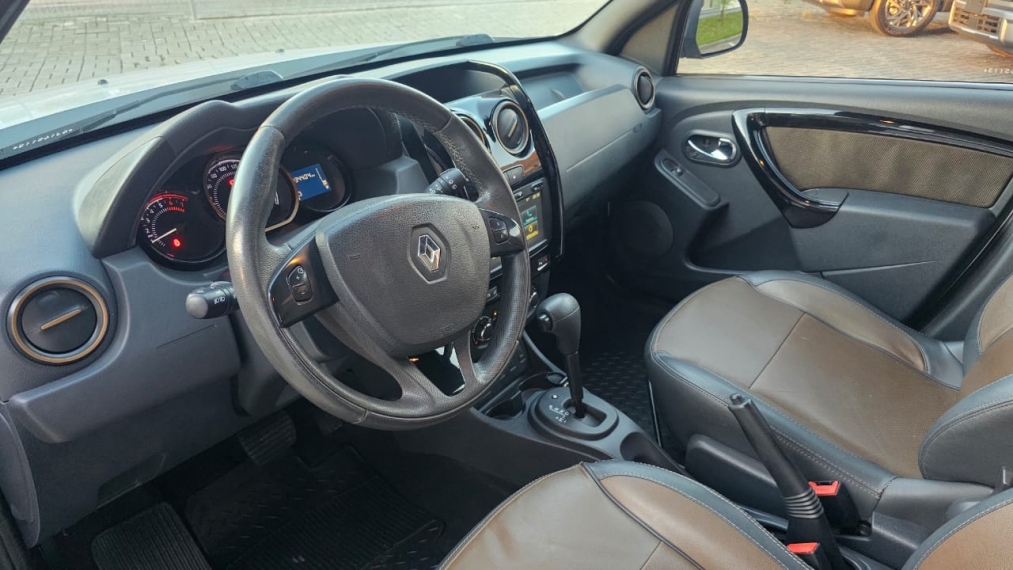 renault duster 2.0 dynamique 4x2 16v flex 4p automatico 201615