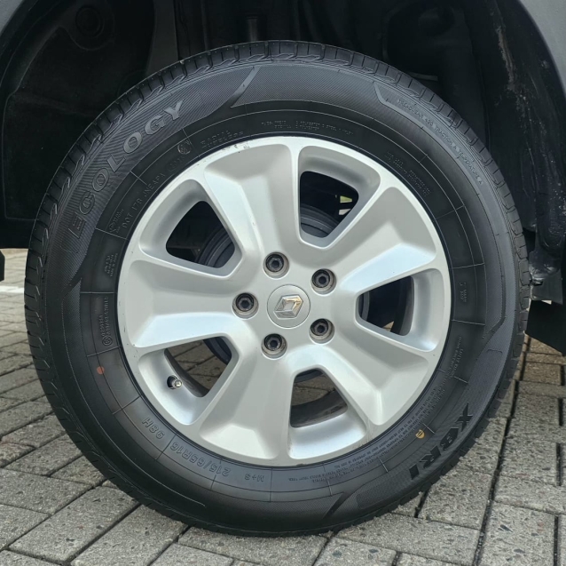 renault duster 2.0 dynamique 4x2 16v flex 4p automatico 201610