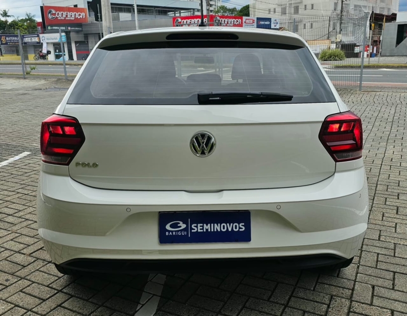 volkswagen polo 1.0 mpi total flex manual 4p 20205