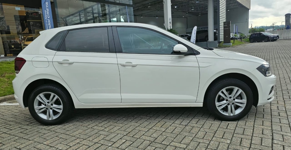 volkswagen polo 1.0 mpi total flex manual 4p 20203